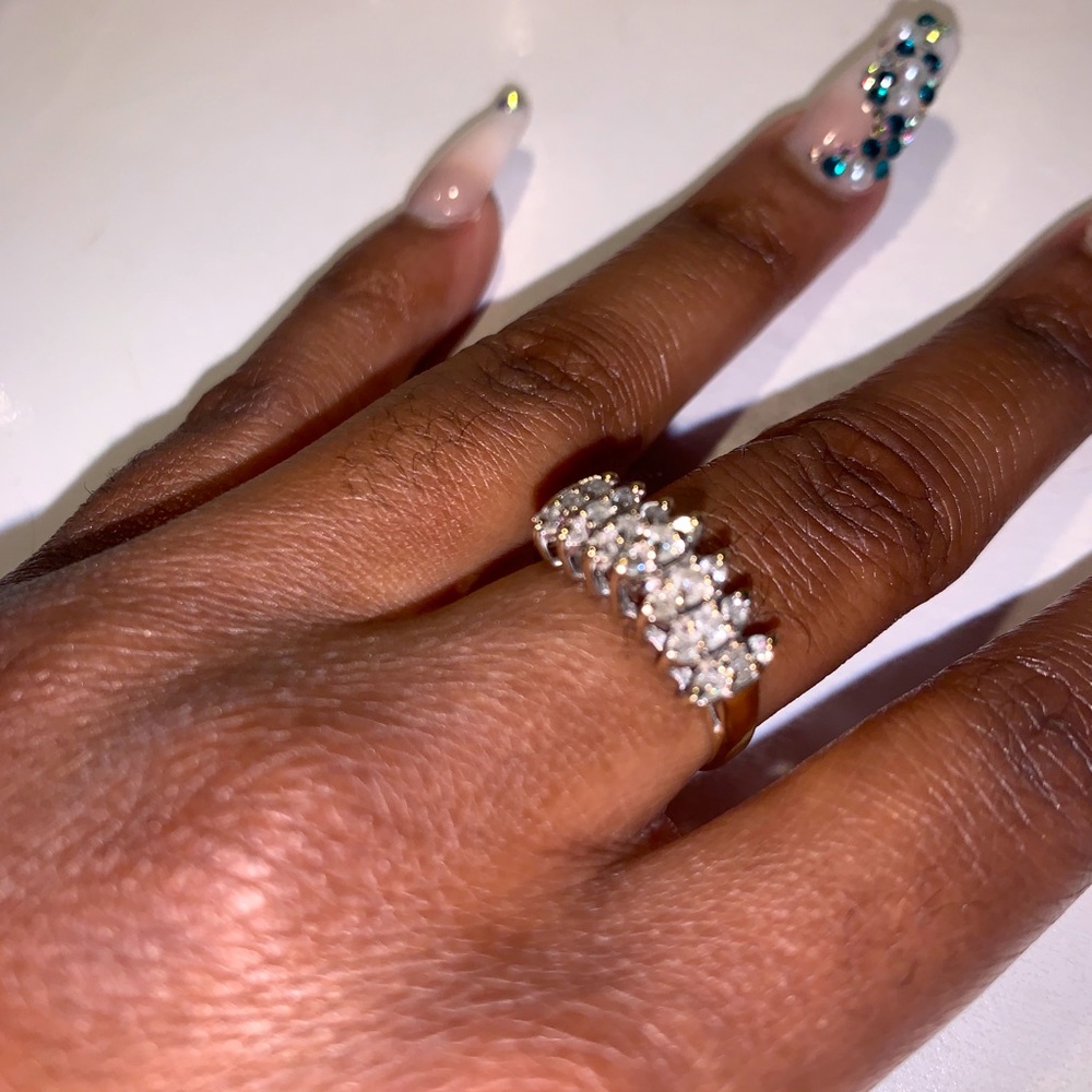 10k Gold & Diamond ring